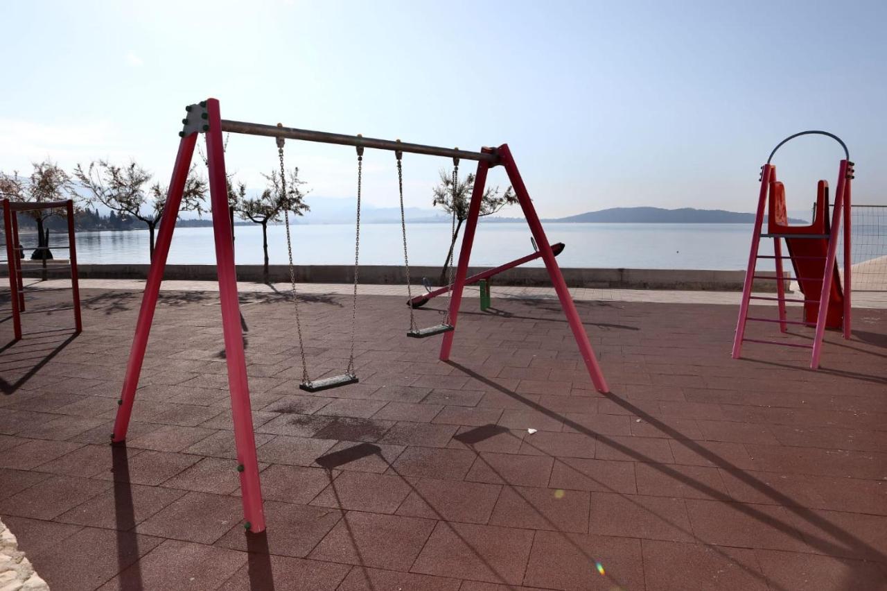 Studio Apartman Mihaella Kastela Exterior photo